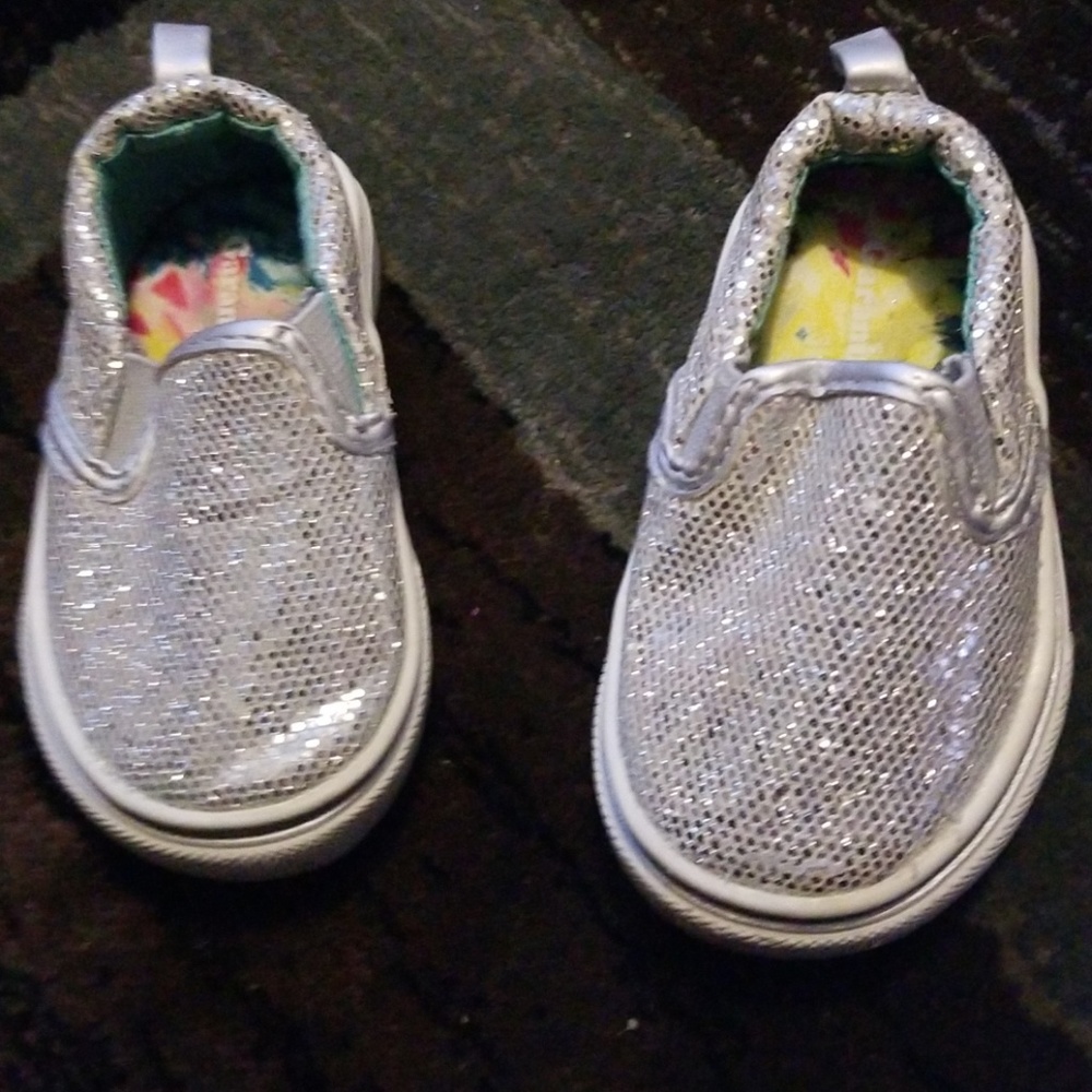 Toddler shoes